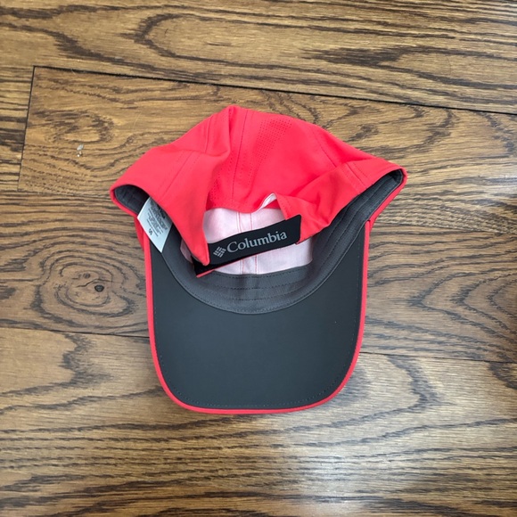Columbia Bright Salmon Baseball Cap - Picture 2 of 2